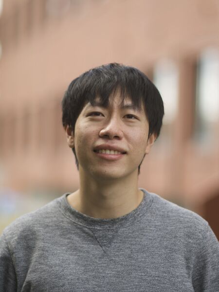 ファイル:Yaolong Li.jpg